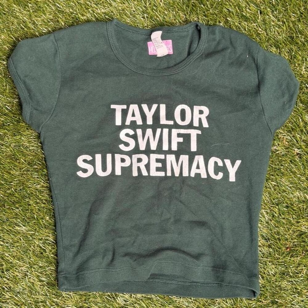 Taylor-swift Women's Green and Black Crop-top
